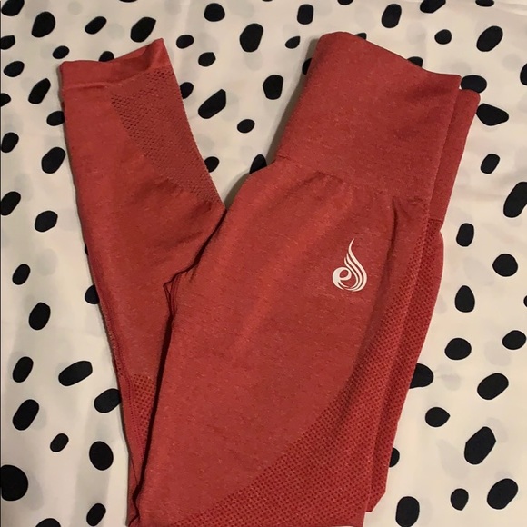 Ryderwear seamless workout leggings - Picture 2 of 3